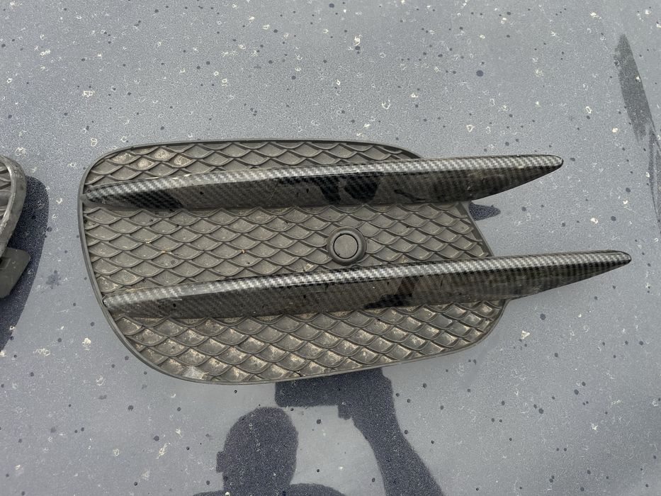 MERCEDES решітки бампера