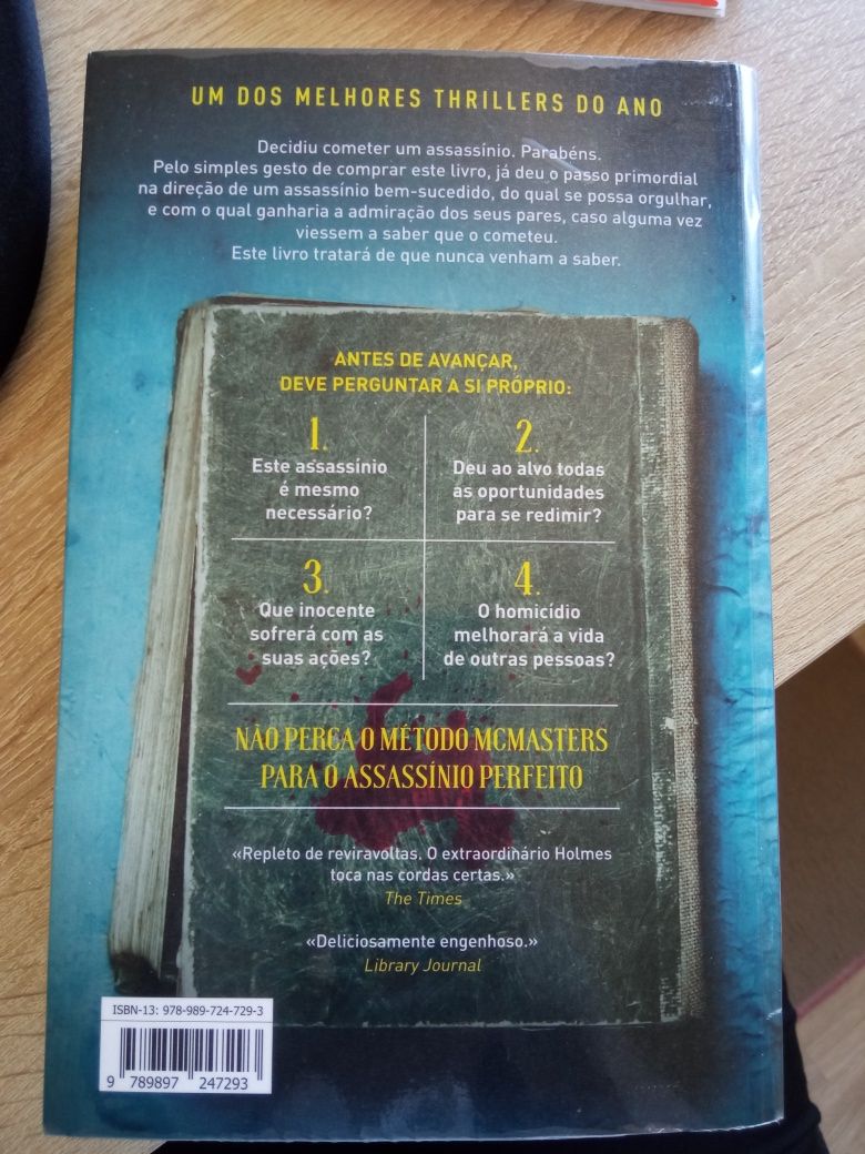 Livro "Guia McMasters para M4tar o Chefe"