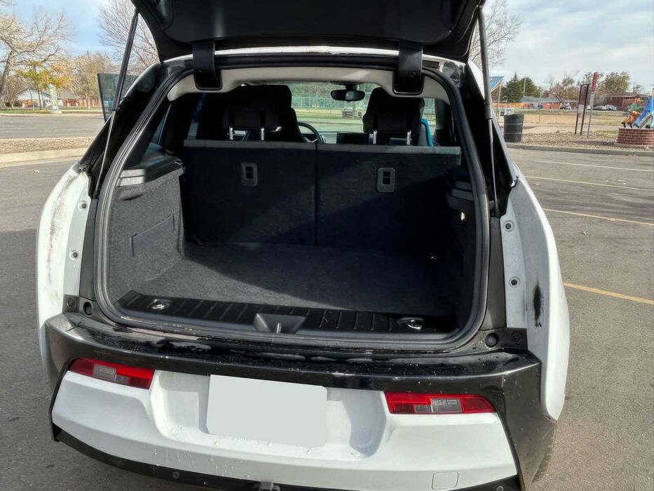 BMW i3      2016