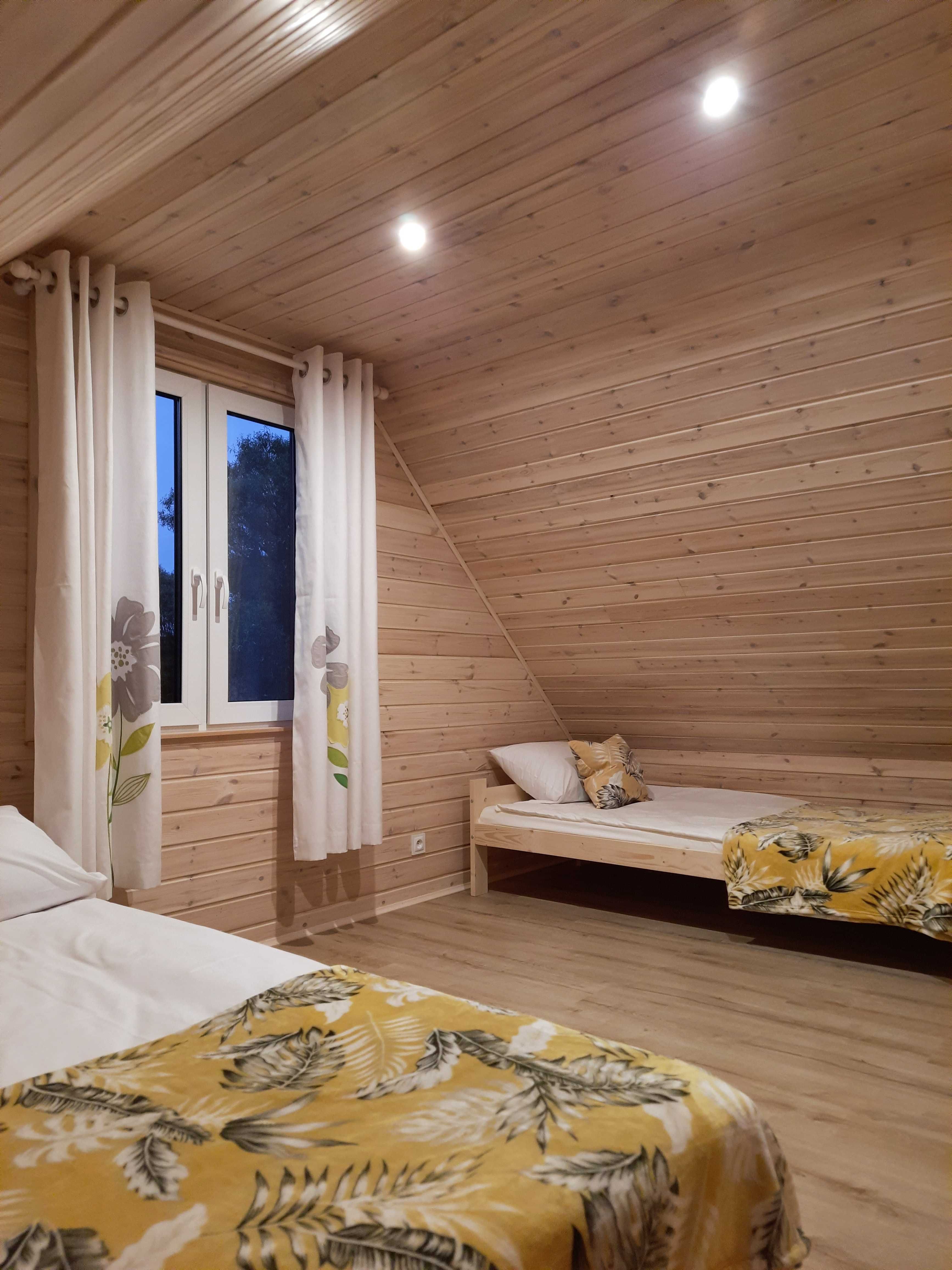 Mazury , domki całoroczne - Wzgórza Dybowskie balia z jacuzzi , sauna