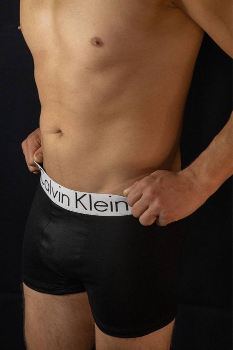 Труси Calvin Klein