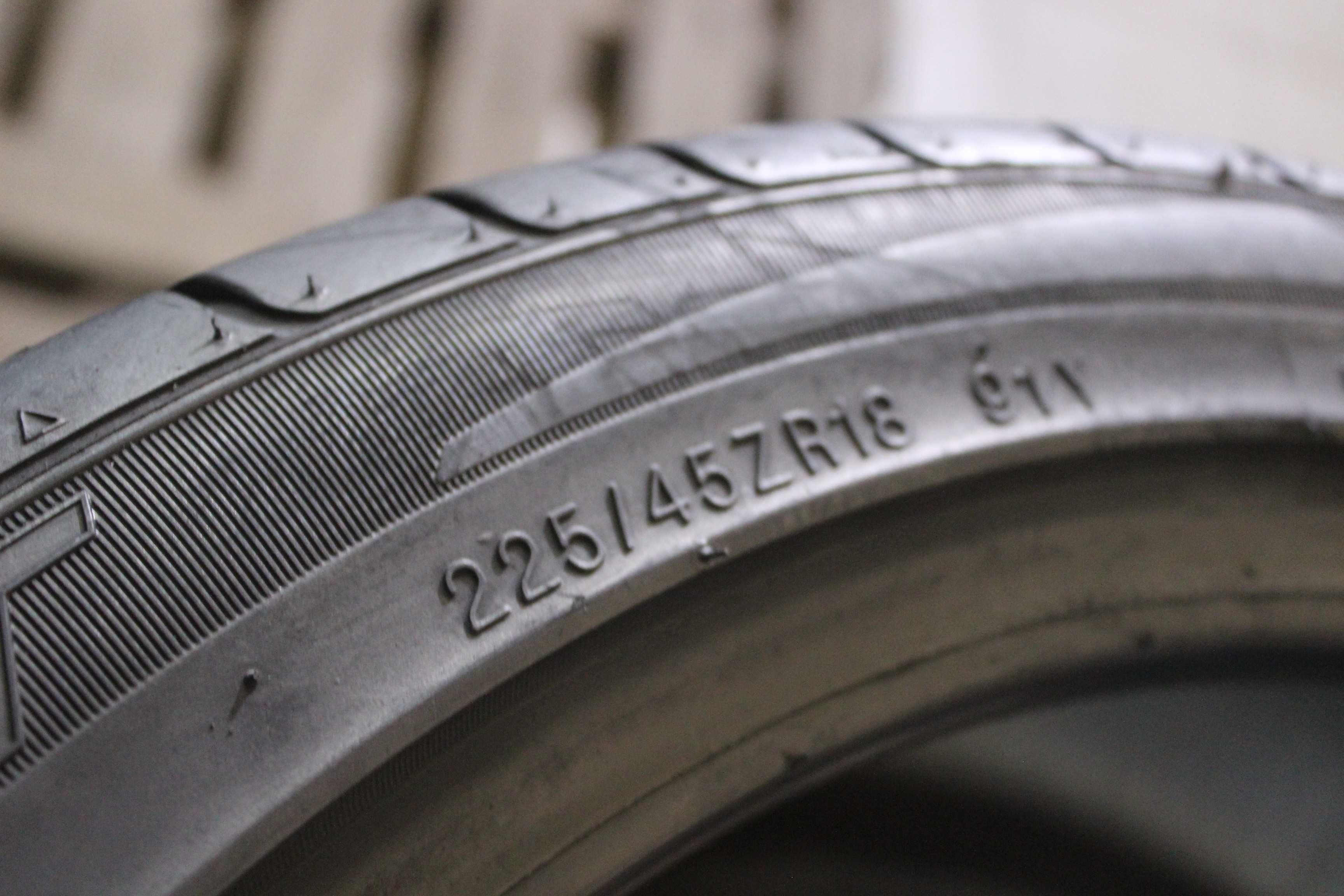 225-45-ZR18 KUMHO ECSTA SPT  4 штуки летней резины GERMANY