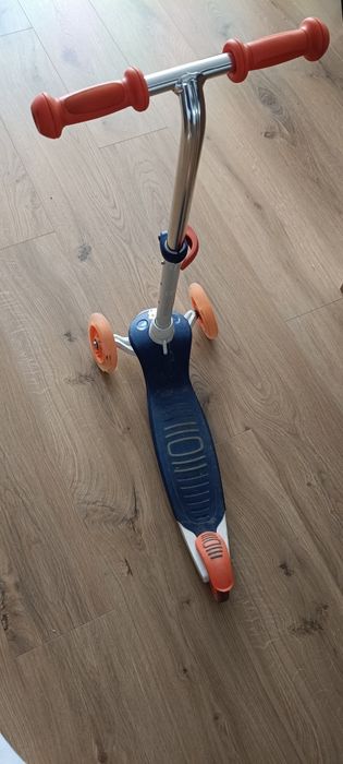 Hulajnoga 3 koła.