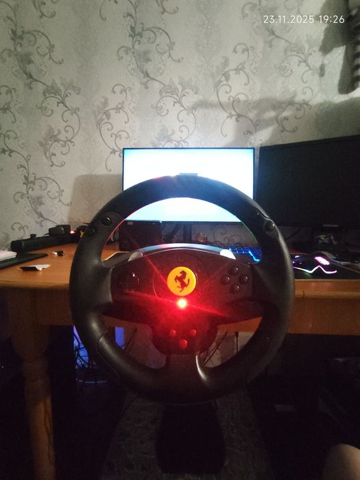 Продам ігровий руль з педалями. TRUSTMASTER FERRARI GT PERFORMANCE