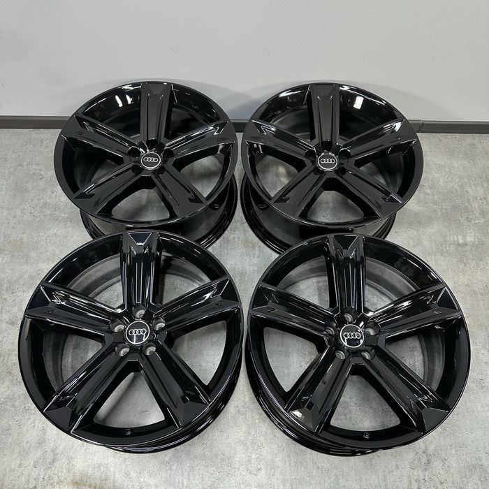 Оригінальні диски Audi Q8, Q7 5х112 R20 4M8601025C