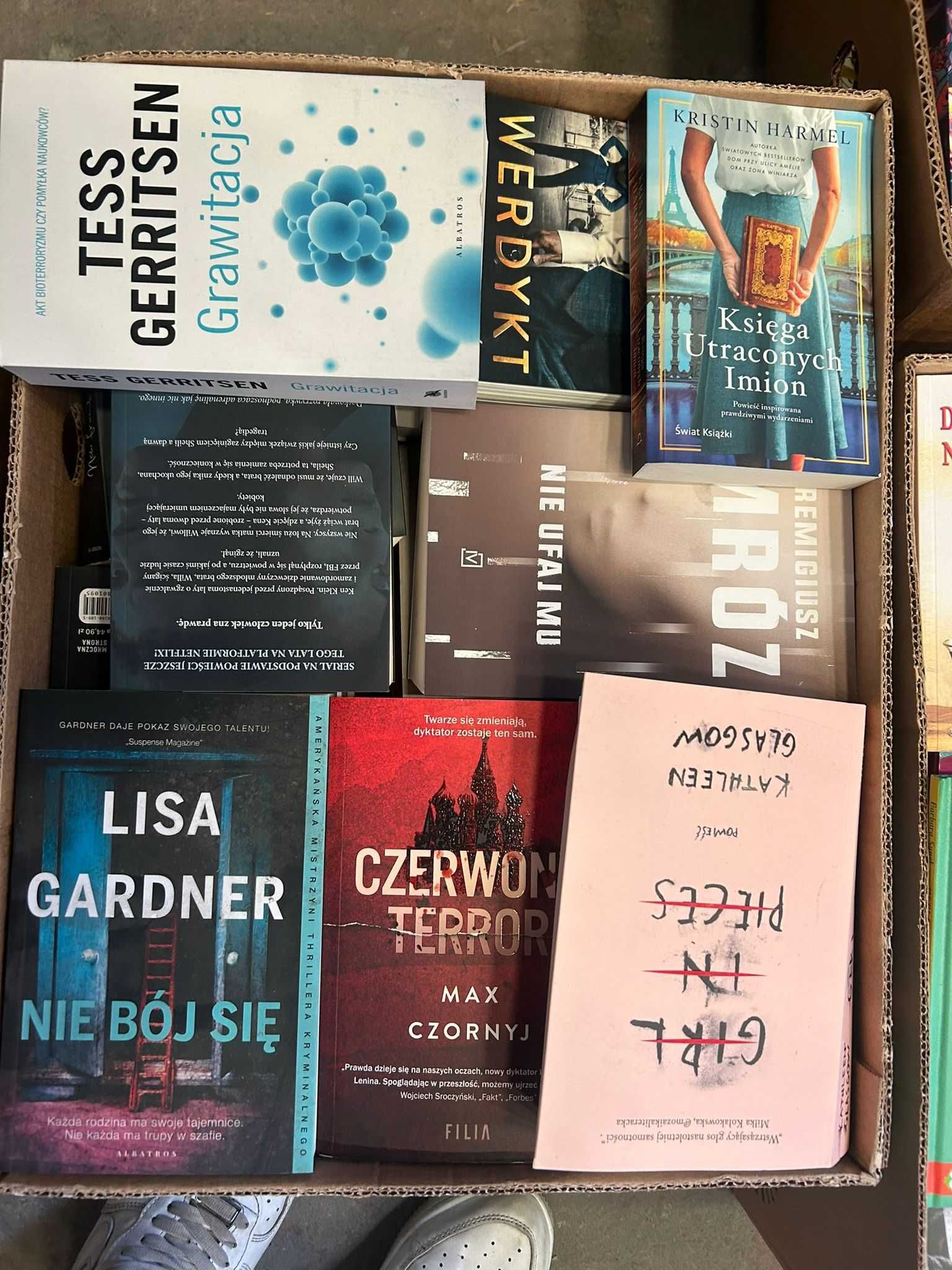 Książki - duża partia! Mix do biblioteki, sklepu, domu! Wszystkie nowe