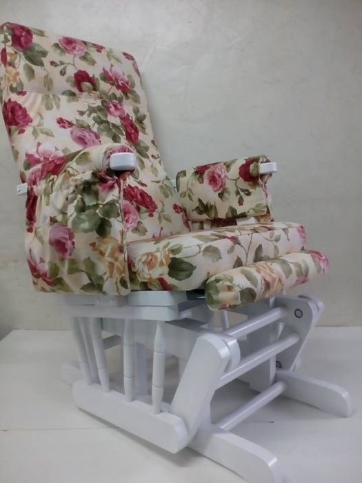 Fotel bujany , angielskie róże , na prezent