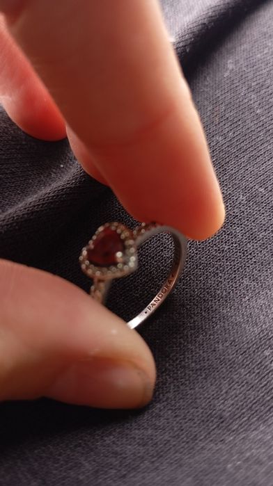 Anel Brilhante Red Elevated Coração (Prata)