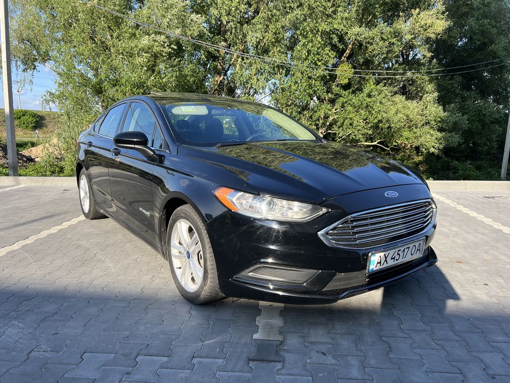 В аренду авто Ford fusion hybryd