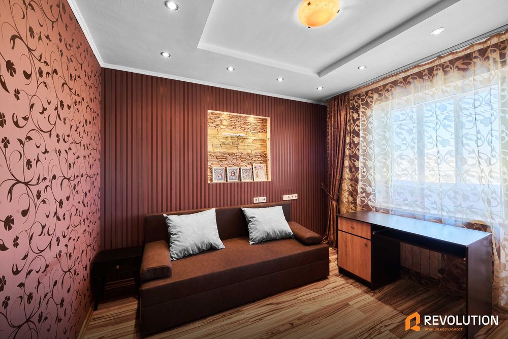 БЕЗ % оренда Дарницький Район, вул Вербицького 28