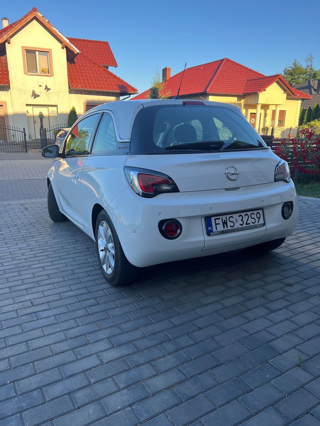 Opel Adam 1,0T dynamiczny, zadbany, bogata wersja, sam parkuje dwa komplety kół