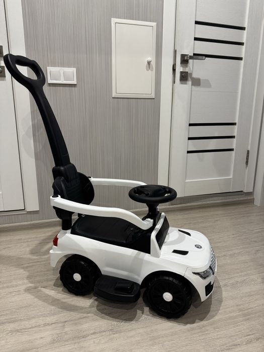 Дитячий толокар електромобіль 2 в 1 bambi