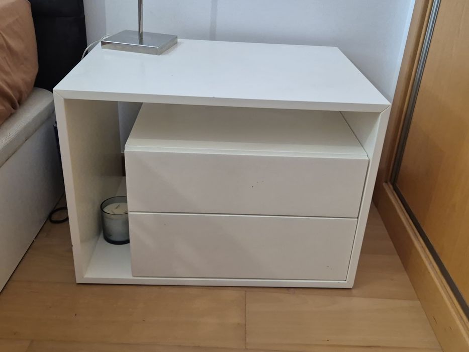 Mesinha de cabeceira LasKasas