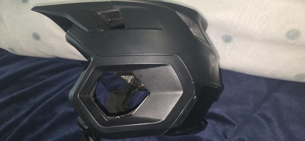 Capacete FOX Dropframe Pro