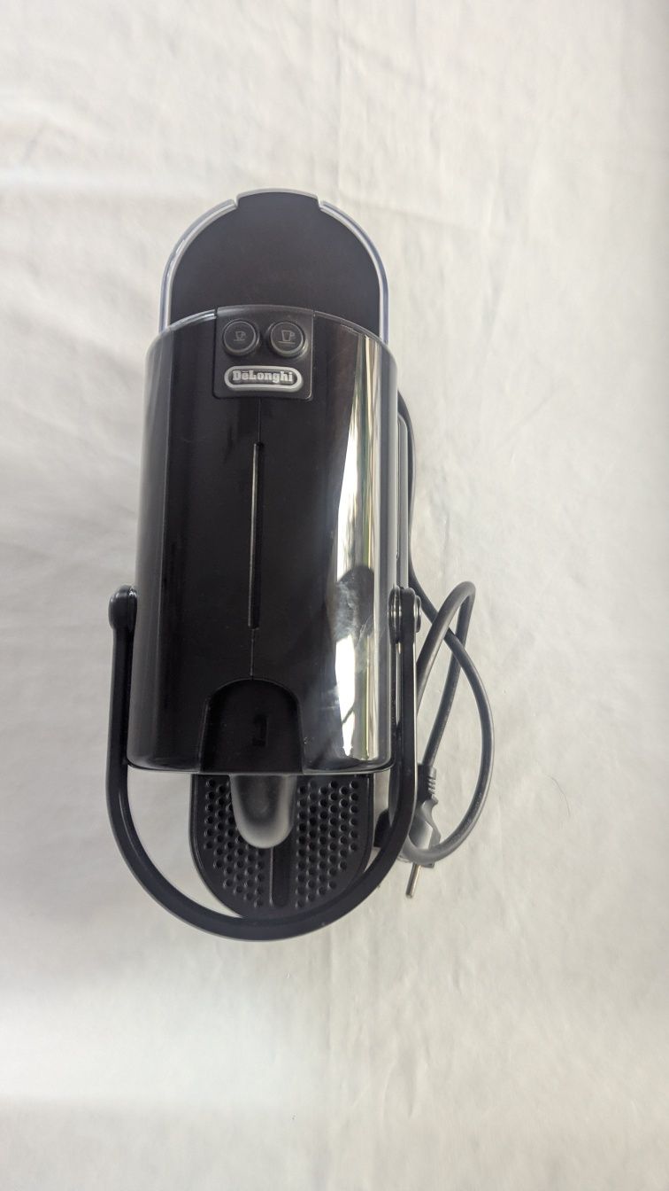 Máquina Nespresso Delonghi