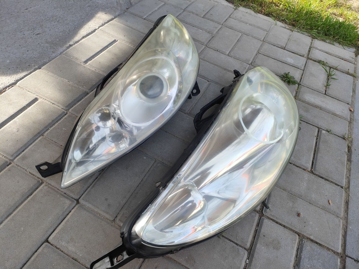 Lampa reflektor peugeot 407 kpl