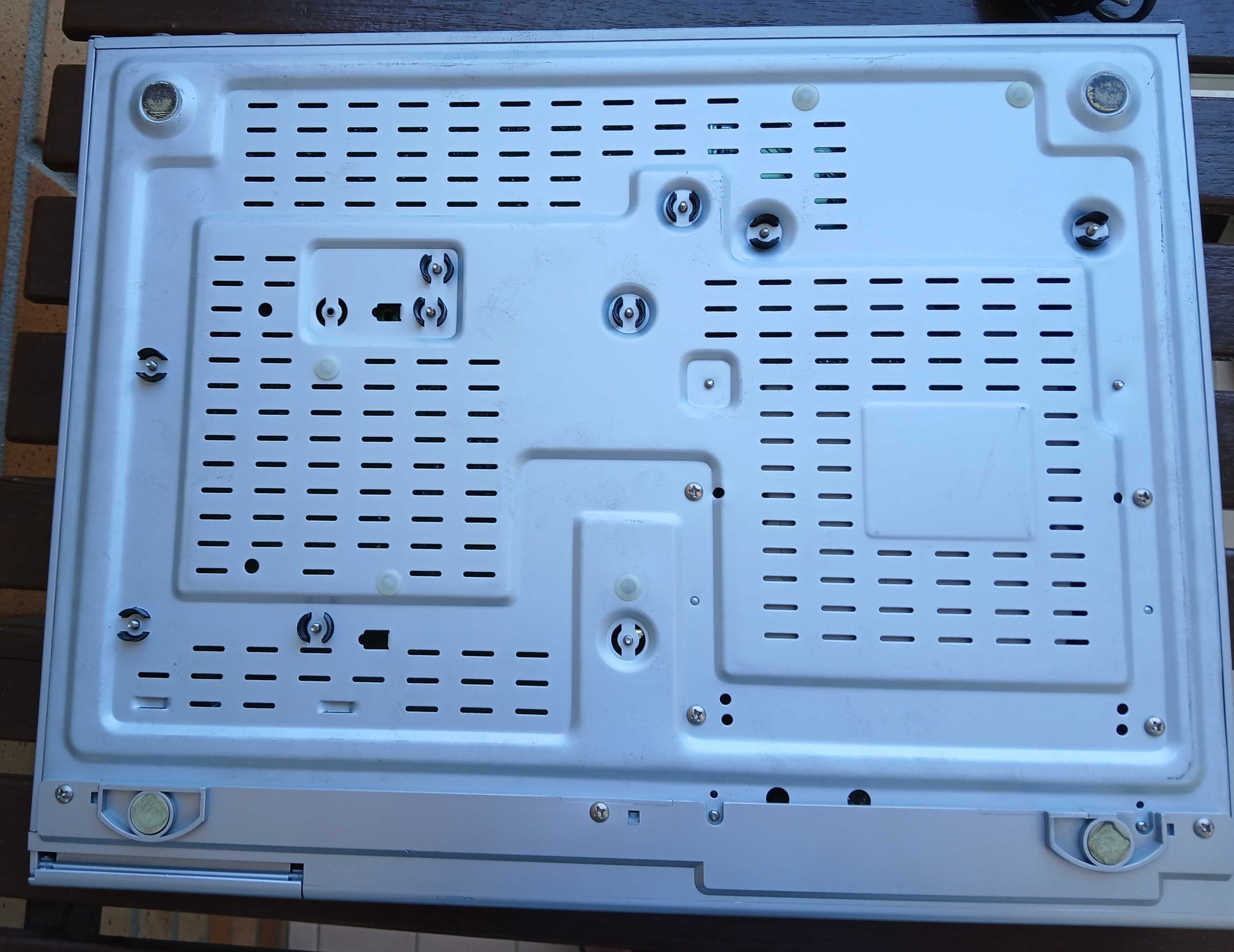 Gravador / reprodutor de DVD Targa Dr- 5200x