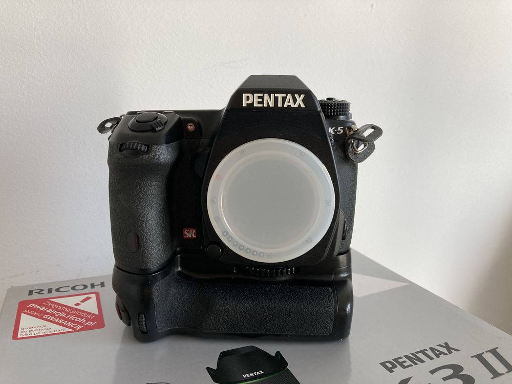 Pentax K5,stan bardzo dobry, Grip Newell