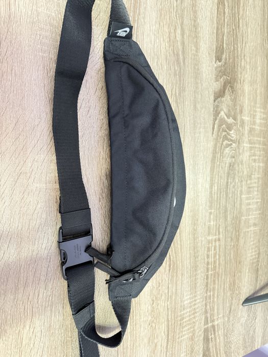 Бананка Nike (новая)