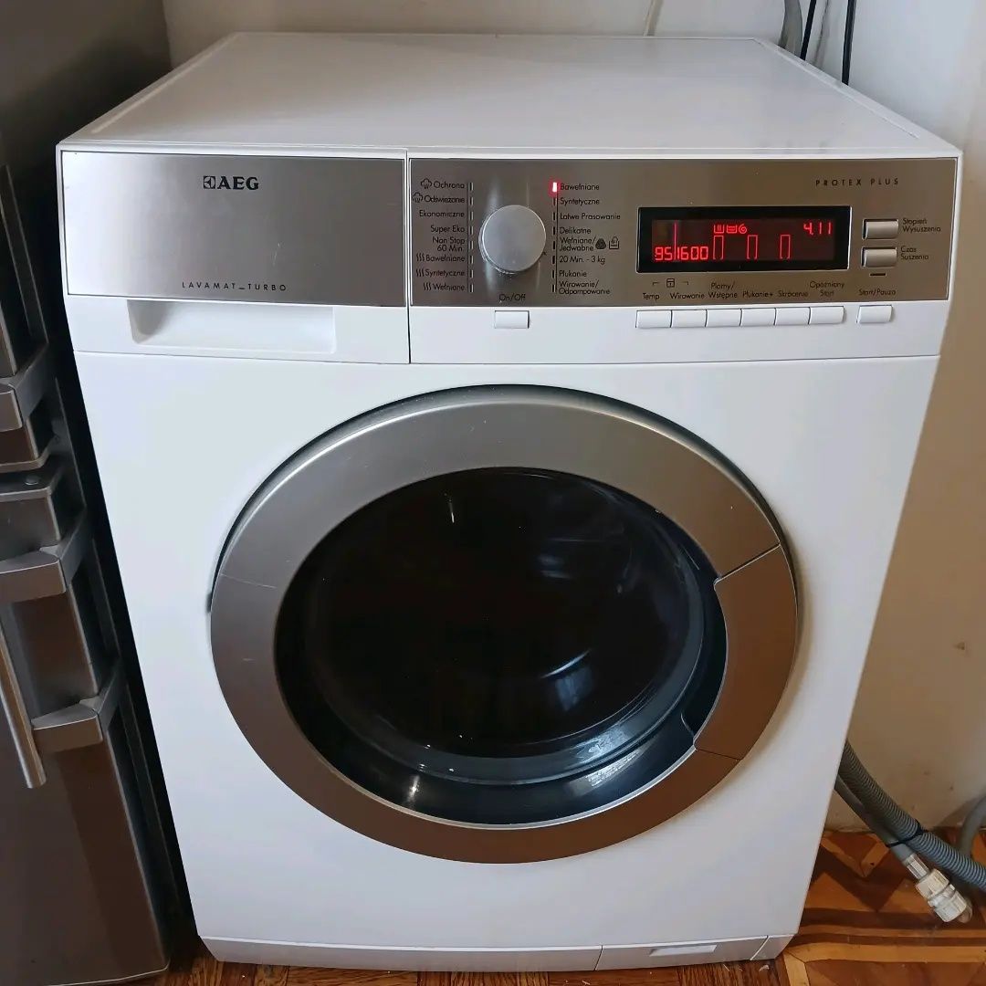 Холодильник Whirlpool (читайте оголошення)