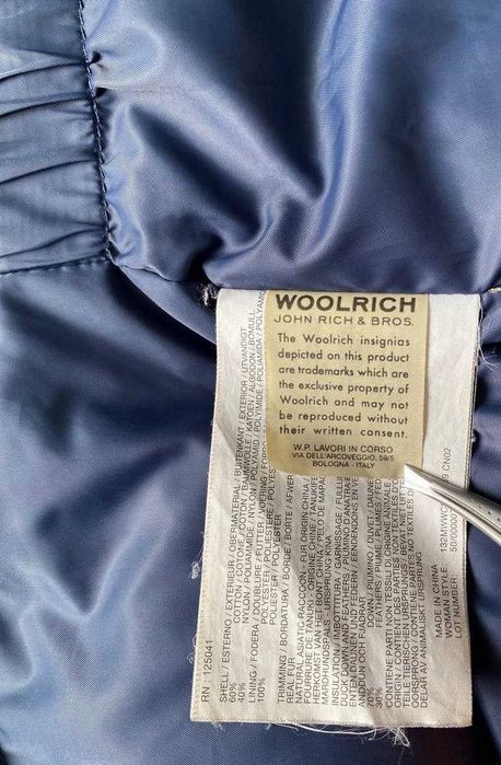 жіноча зимова пухова парка куртка Woolrich
розмір XS