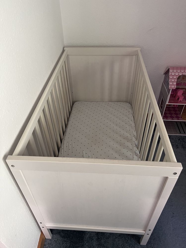 Ikea łóżko dla dziecka łóżeczko dzieciece Sundvik 60*120cm białe