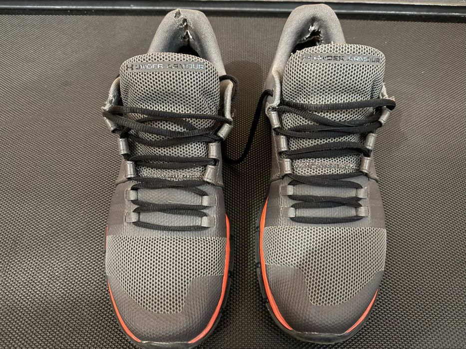 Кроссовки Under Armour ua strive 7
