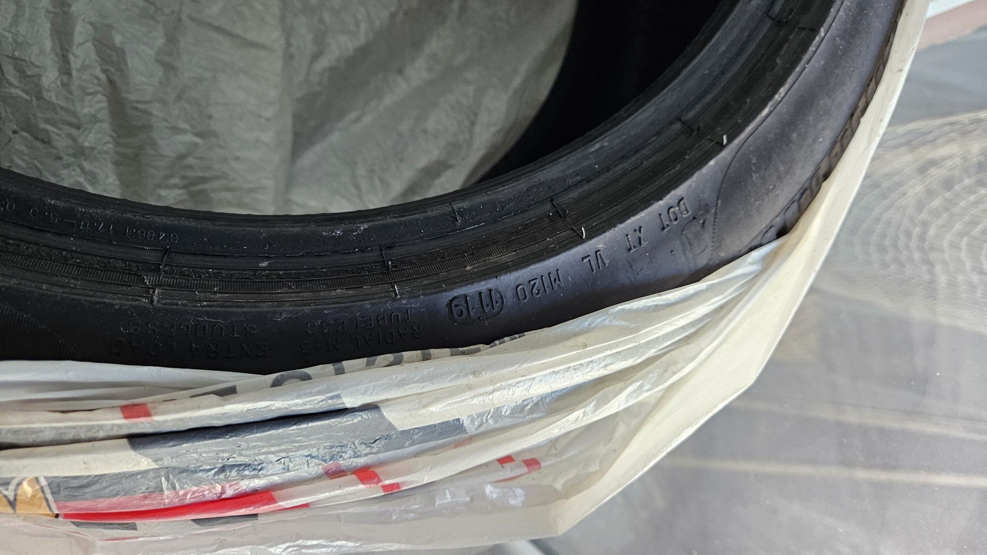 Pirelli sottozero 255/40/19