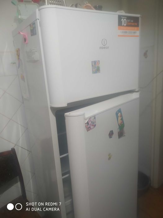 Продаю холодильник