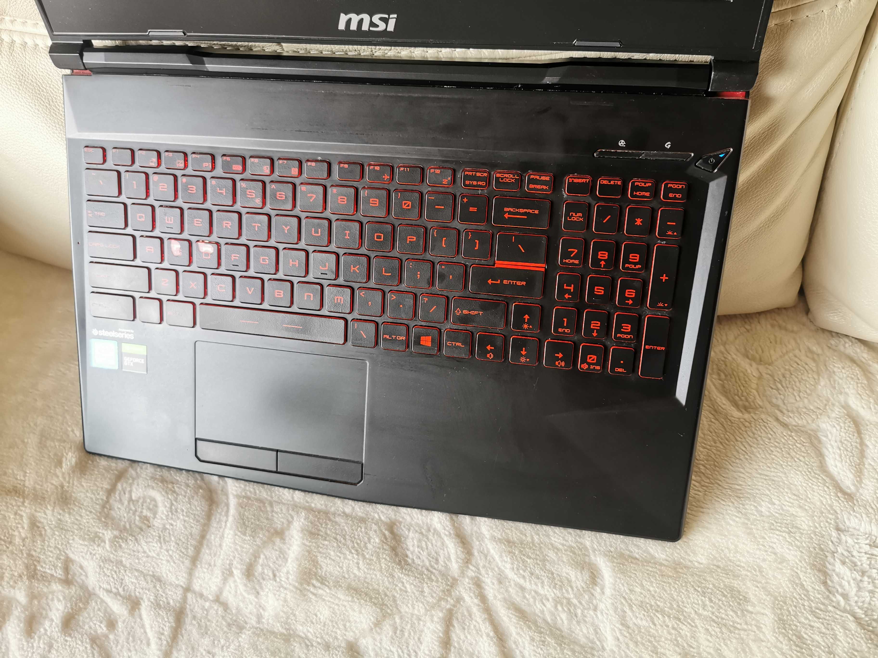 MSI GL 63 9SD laptop gamingowy GTX1660T, i i7-9750H,16GB,256SSD