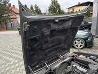 Wygluszenie podbitka maski BMW E32