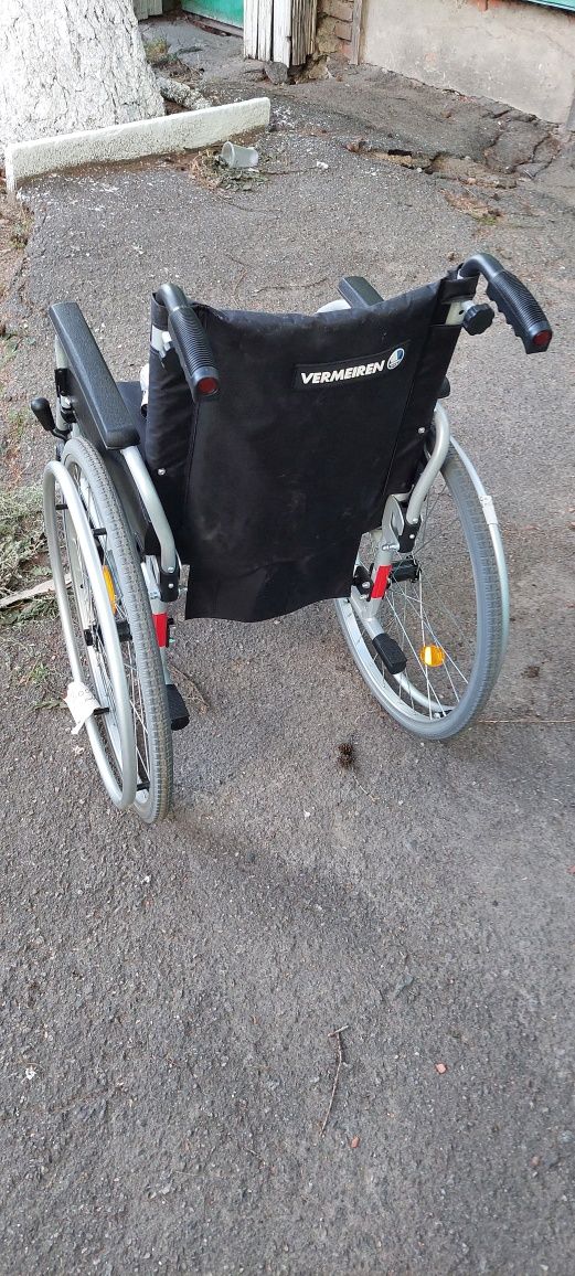 Инвалидная коляска складная Новая в коробке