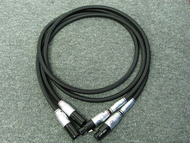Балансний кабель Argentum Acoustics MYTX-1m XLR Mythos Series