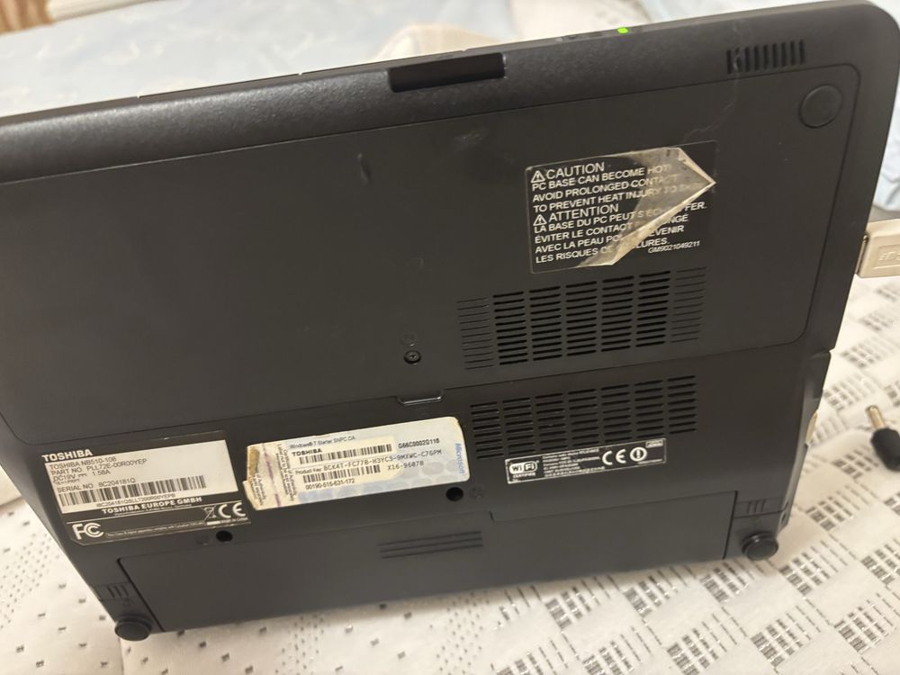 Pack 2 Portáteis Toshiba + malas + ratos - 45€