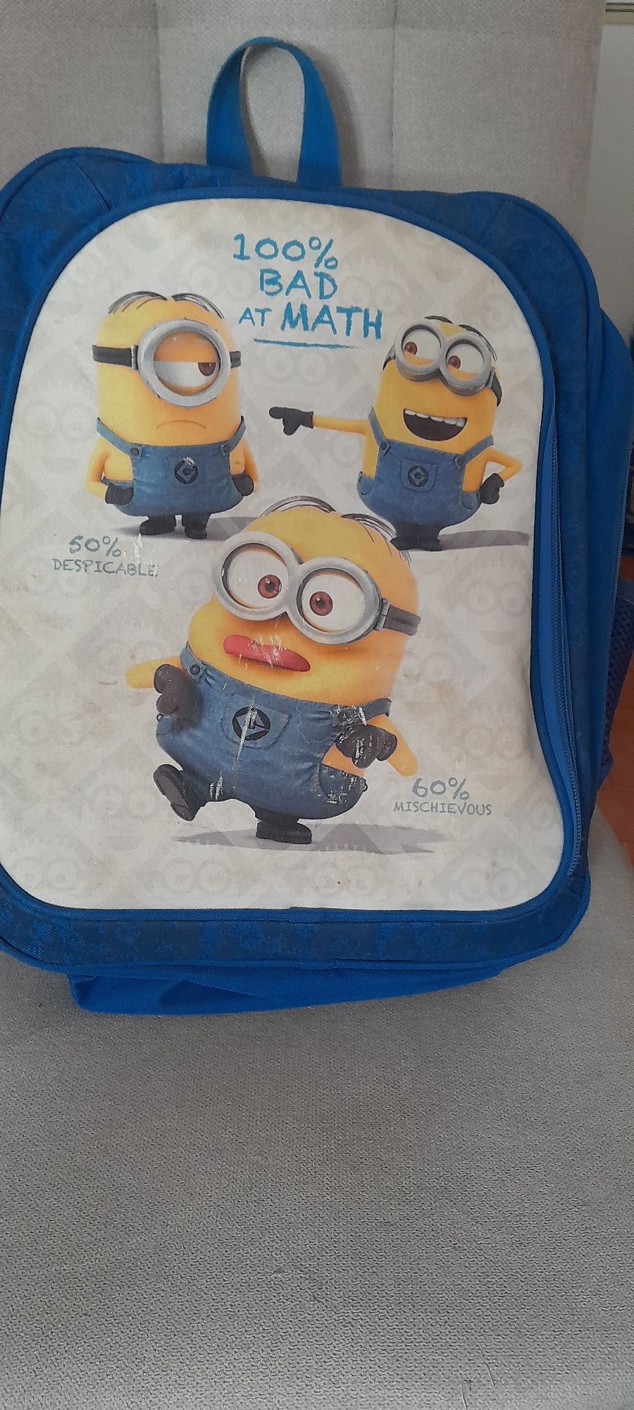 Mochila  escolar dos Minions