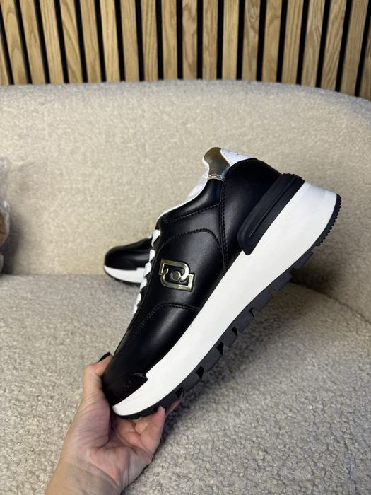 Шкіряні кросівки Liu Jo 39, 40, 41