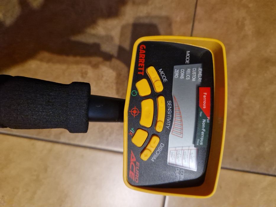 Garrett ACE 350 wykrywacz