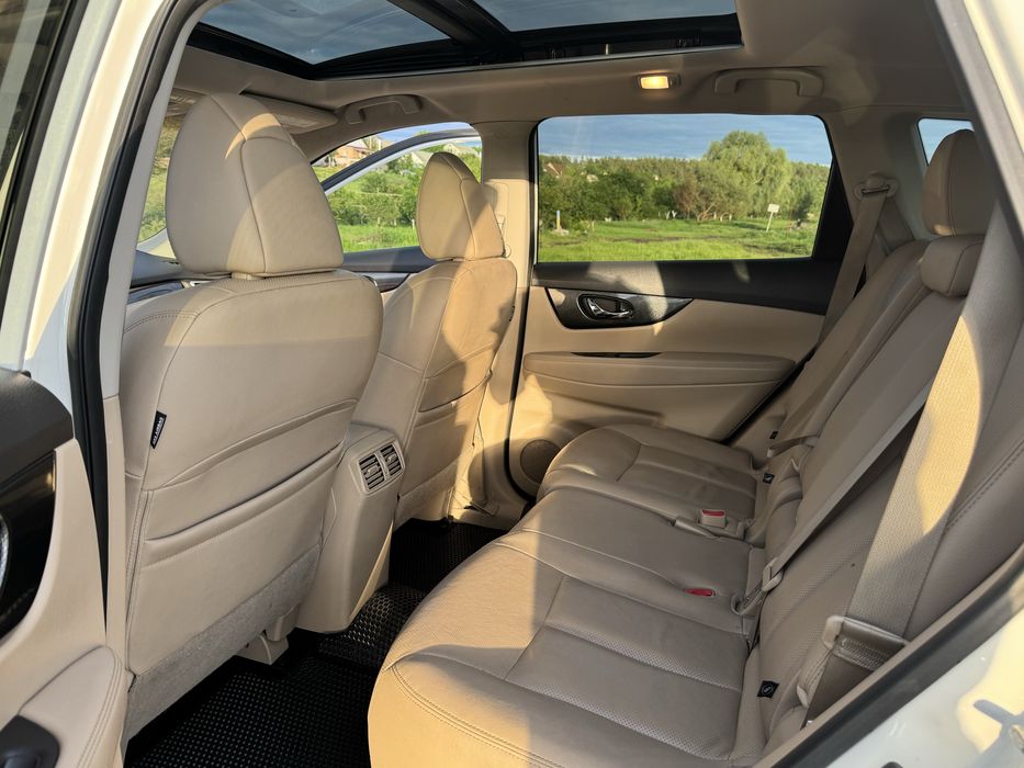 Nissan rogue ніссан рог бензин/газ максимальна комплектація