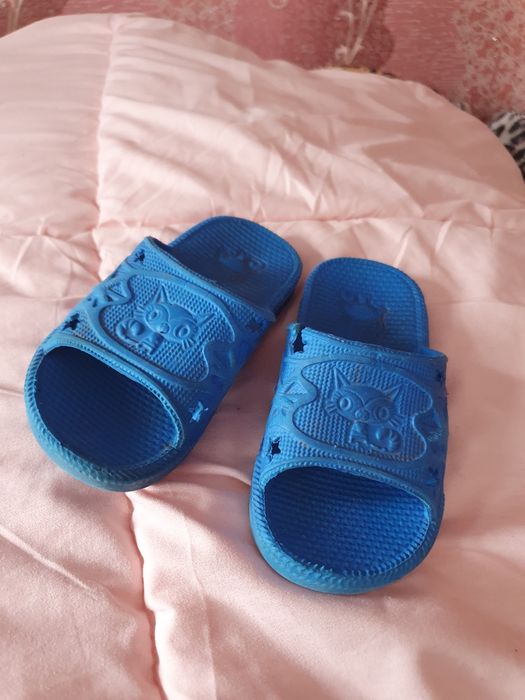 Відам речі безкоштовно різні дитячі і дорослі