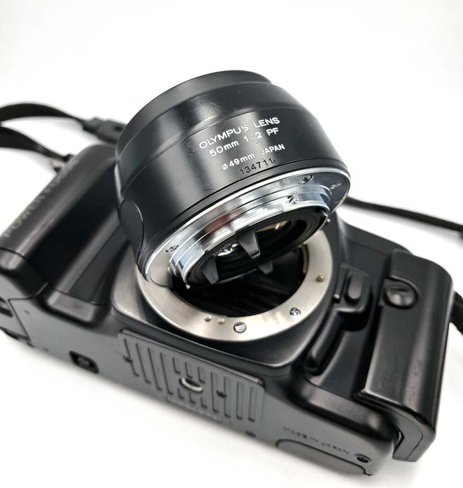Olympus OM-101 + Olympus Lens 50mm 1:2 PF