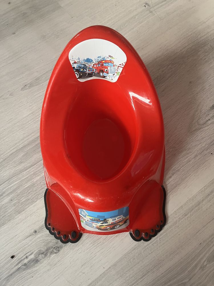 Nocnik auta czerwony