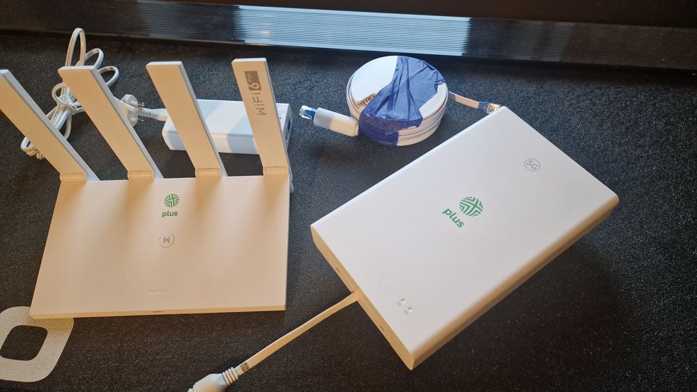 Router Modem ZOWEE 5G CPE Max 5 + Wi-Fi AX3
