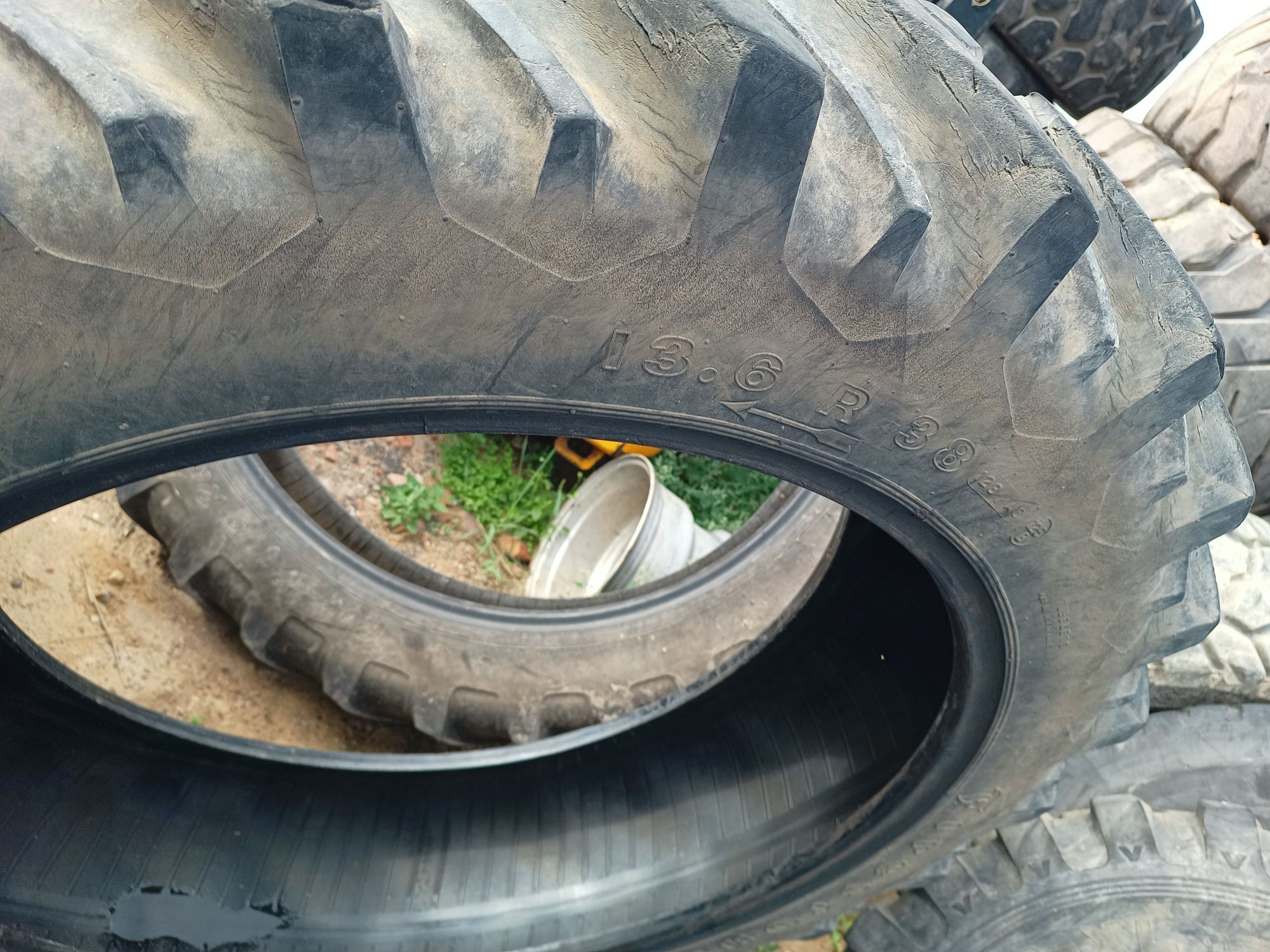 Opona rolnicza 13.6r38 firestone Fendt John Deere case ursus Zetor