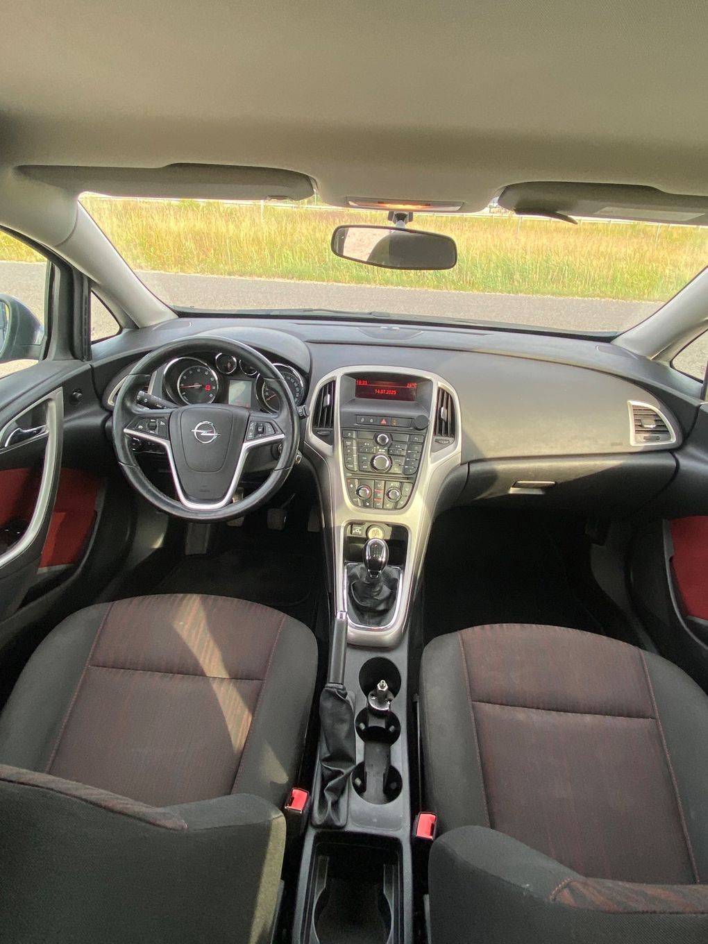 Opel Astra Opel Astra 1.4 140 KM Sports Tourer + LPG | 2011 | Zadbany |