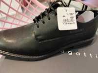 Nowe buty wyjściowe Bugatti 44