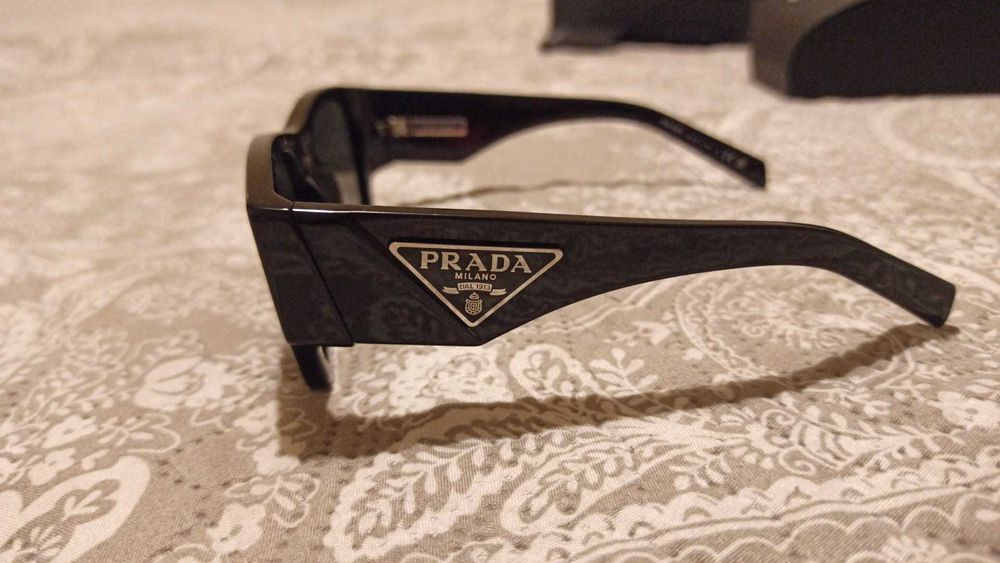 Óculos Prada - Milano