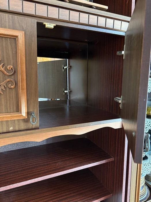 Шафа, меблева стінка, вінтажний шкаф