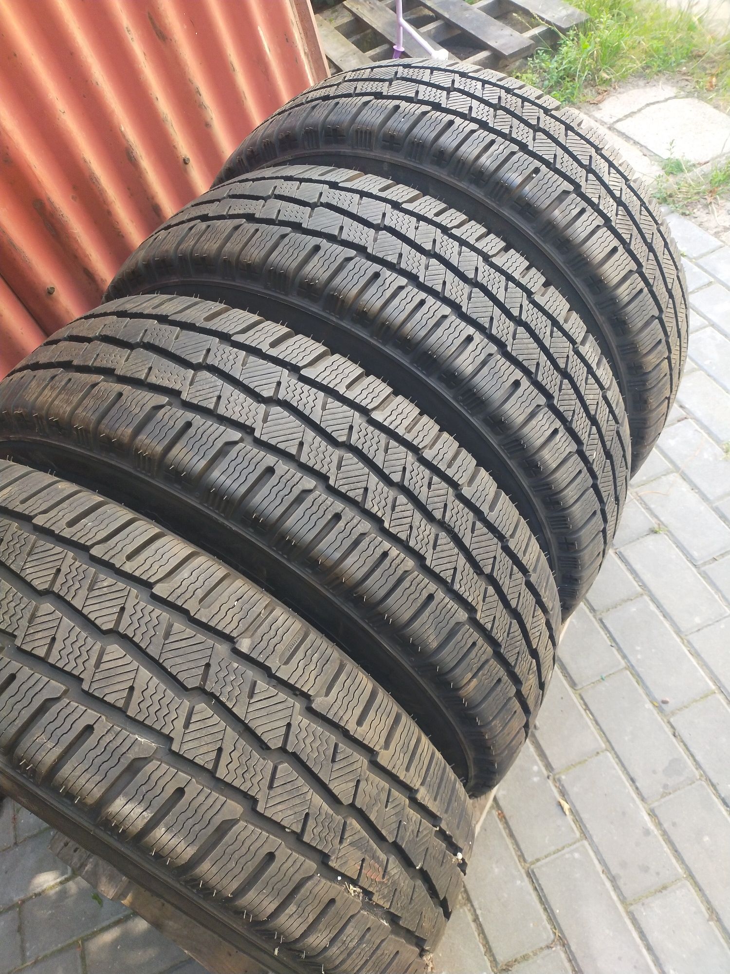 225/75R16C Michelin Agilis ALPIN