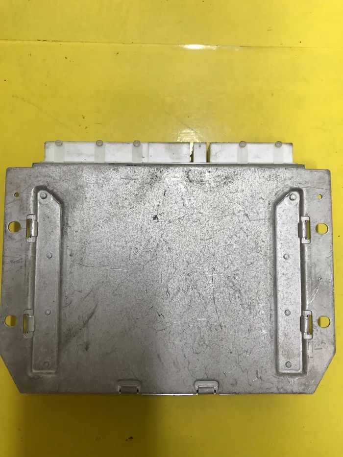 Блок управління двигуном Mercedes w 210 0275456032-0265109449