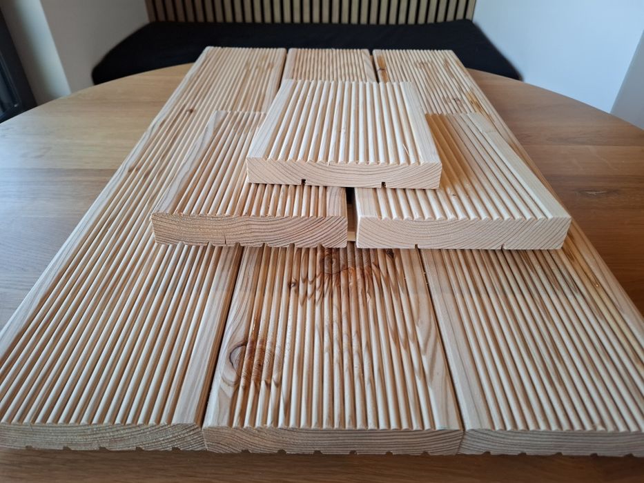 Deska tarasowa ryflowana / gładka  modrzew / świerk PRODUCENT